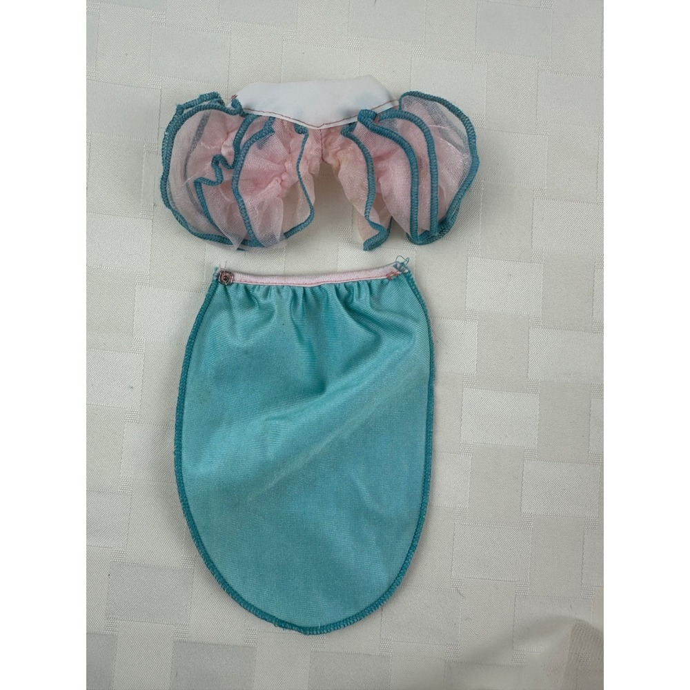 Vintage 1983 Superstar Barbie Christie PJ Twice As Nice Fashion 4828‎ Pink Blue